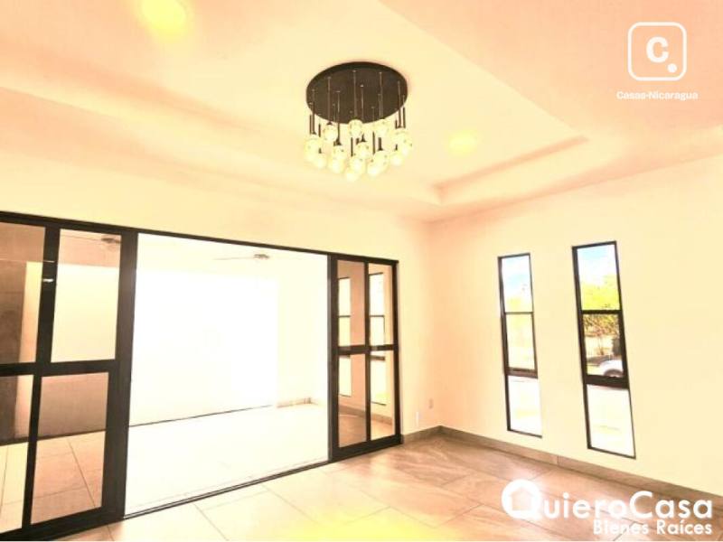 Casa en venta en Santo Domingo, Managua – 3 hab, 152 m²