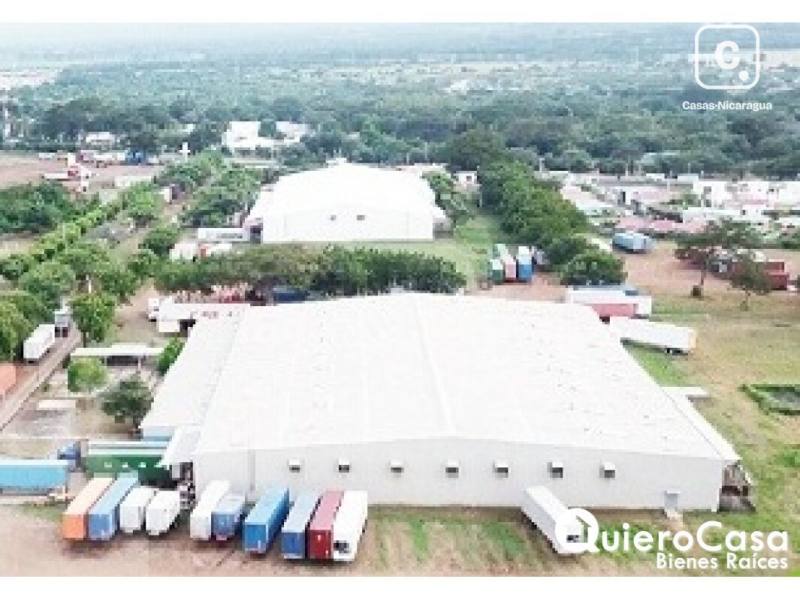 Bodega en alquiler en Carretera Nueva León, Managua – 12 m²