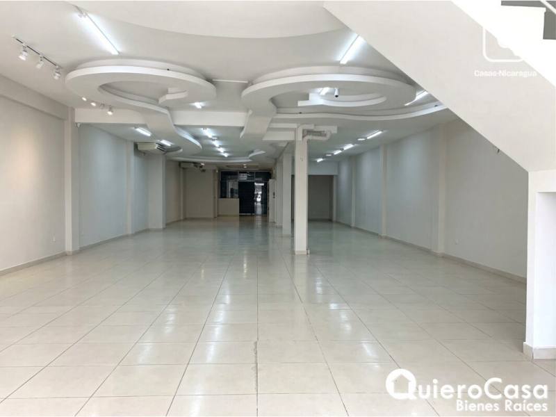 Commercial unit for rent in Los Robles, Managua – 888 m²