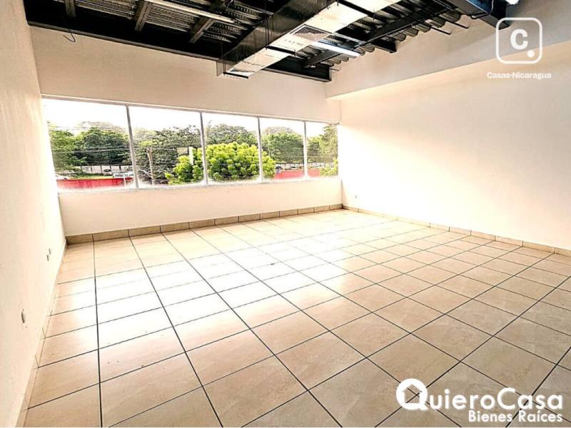 Oficina en alquiler en Villa Fontana, Managua – 90 m², US$ 1,350/mes