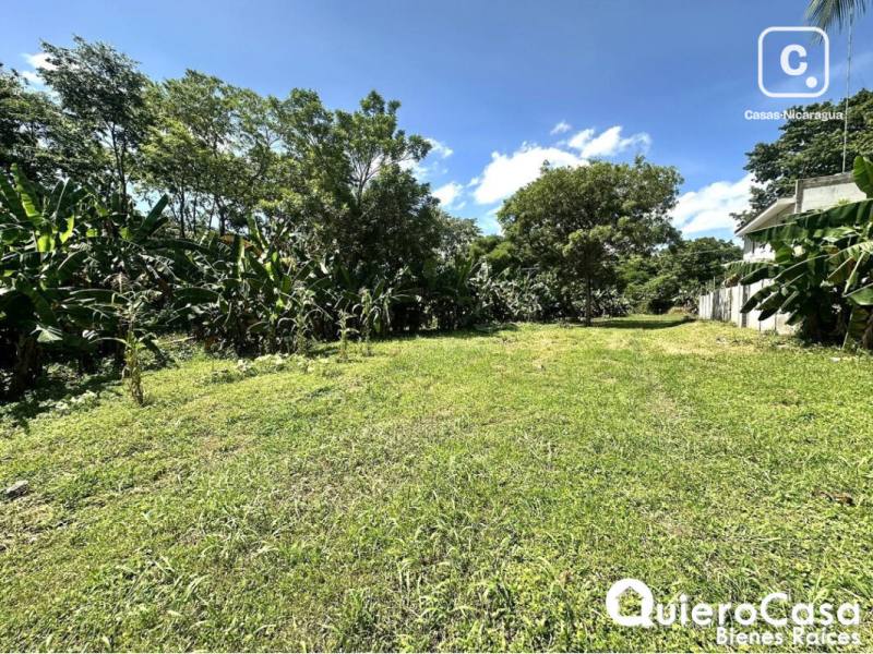 Terreno en venta en Esquipulas, Managua – 612 m²