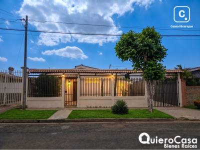 Casa en alquiler en Lomas del Valle, Managua – 3 hab, US$ 1,200/mes