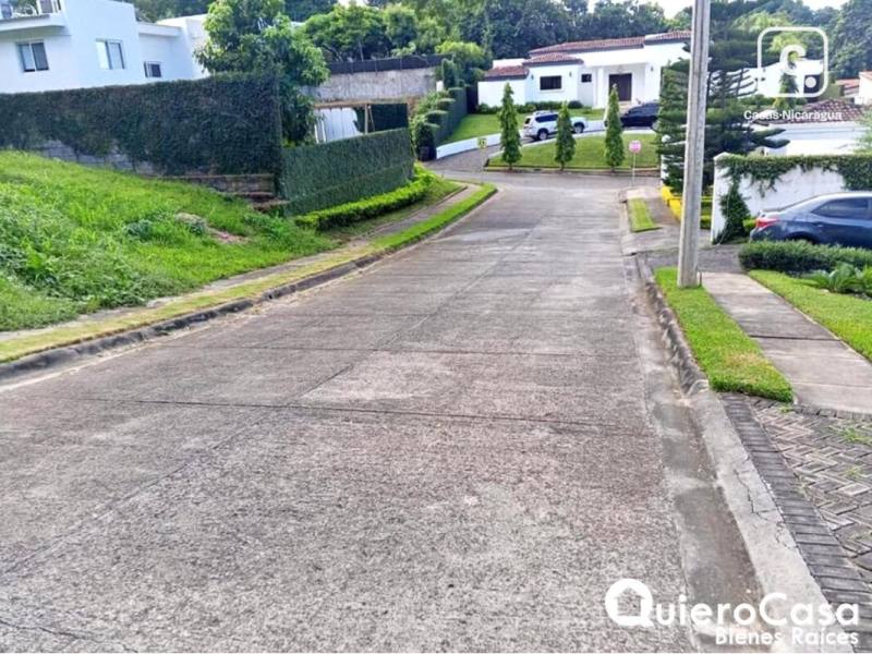 Terreno en venta en Santo Domingo, Managua – 803 m²