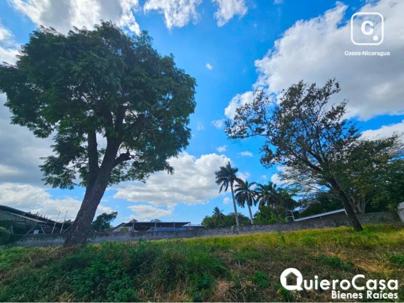 Lot for sale in Carretera Masaya, Managua – 1,556 m²