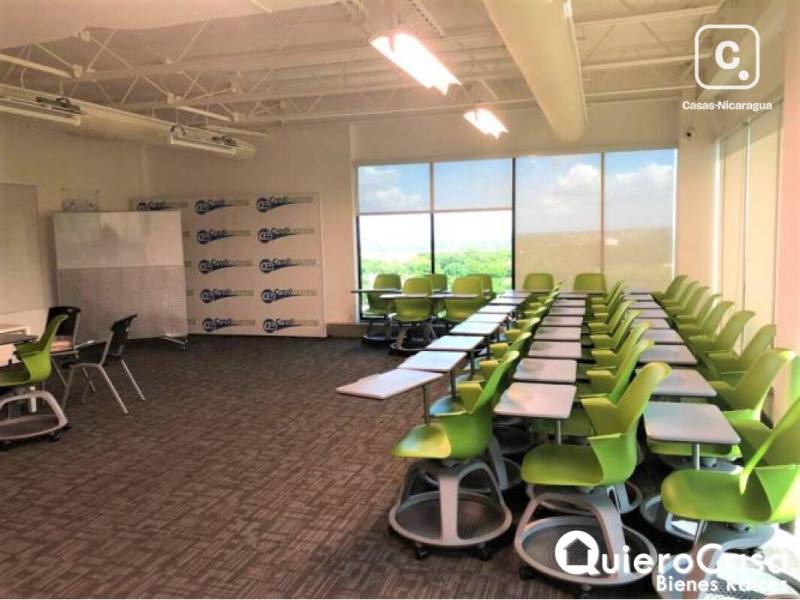 Office for rent in Las Cumbres, Managua – 405 m²