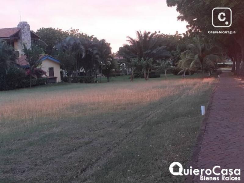 Terreno en venta en San Rafael del Sur, Managua – 933 m²