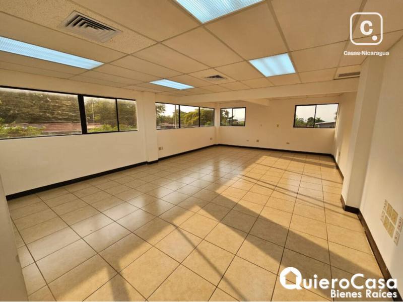 Office for rent in Villa Fontana, Managua – 75 m²