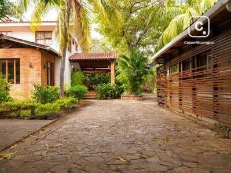 House for sale in Colonia Managua, Managua – 4 beds, 633 m²