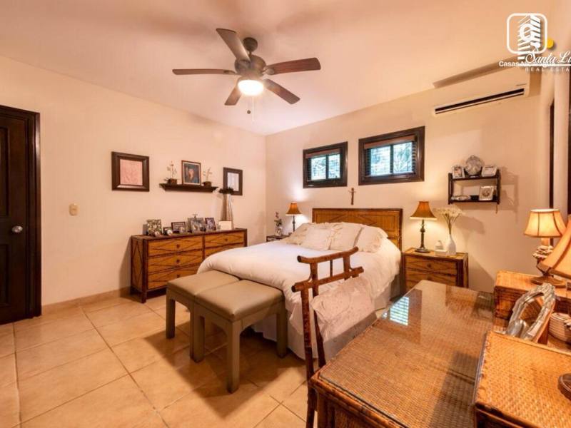 House for sale in Carretera Sur, Managua – 3 beds, 2,472 m²