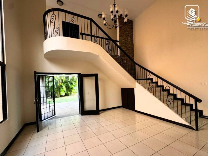 House for rent in Santo Domingo, Managua – 4 beds, US$ 2,200/month