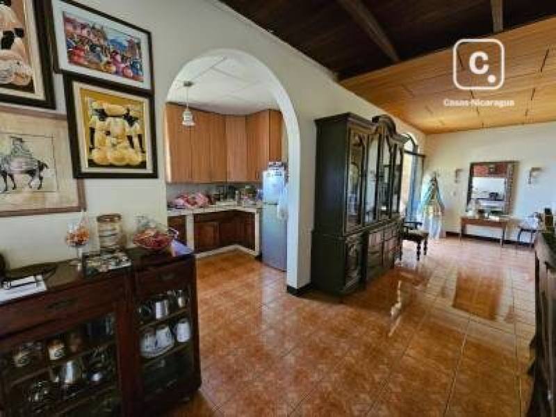 House for sale in Nindirí, Masaya – 4 beds, 271 m²