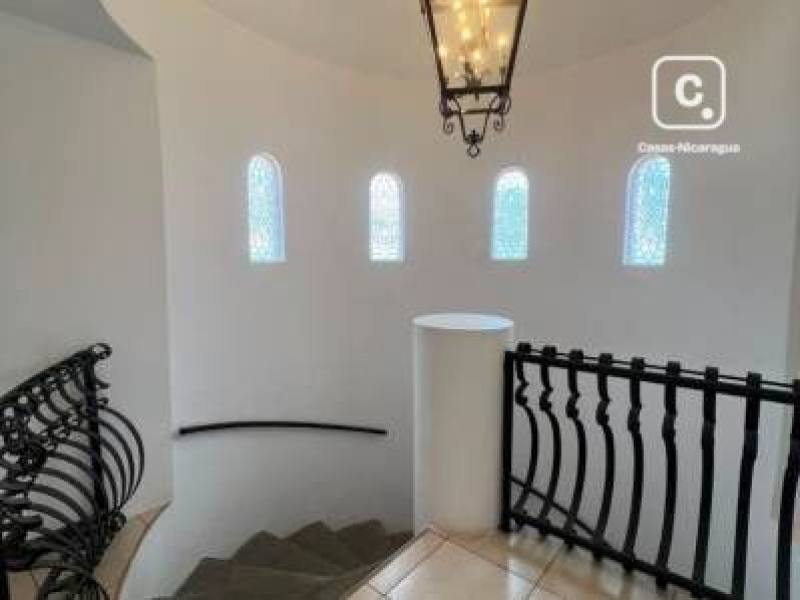 House for sale in Colonia Managua, Managua – 270 m²