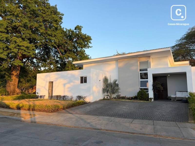 Casa en alquiler en Carretera Sur, Managua – 4 hab, 210 m²