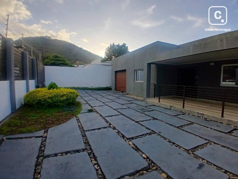 House for sale in Managua – 4 beds, 273 m²