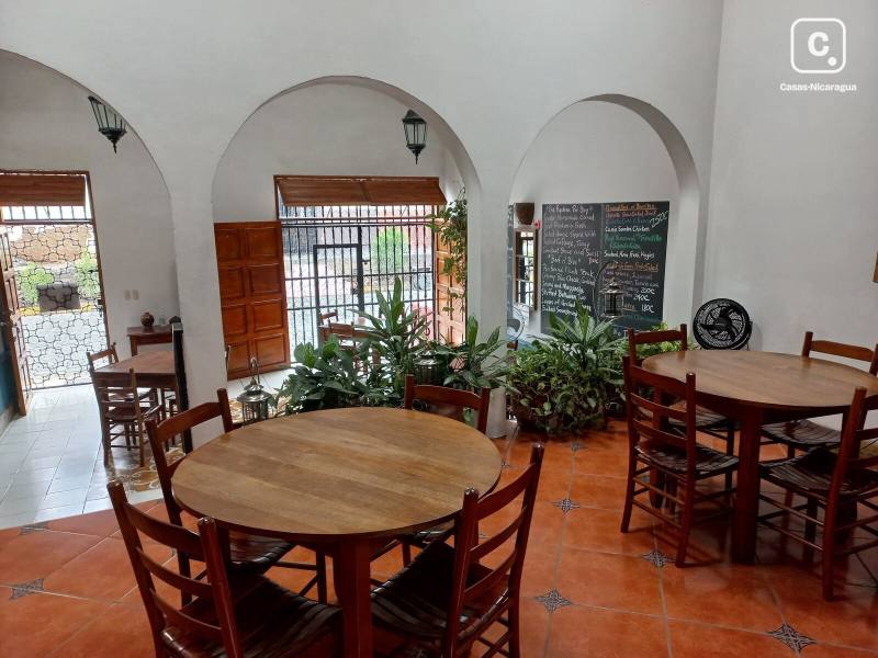 Casa en venta en Granada – 3 hab, 395 m²
