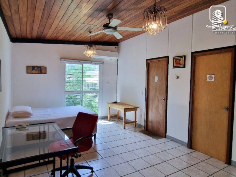 Commercial unit for sale in Los Robles, Managua – 891 m²