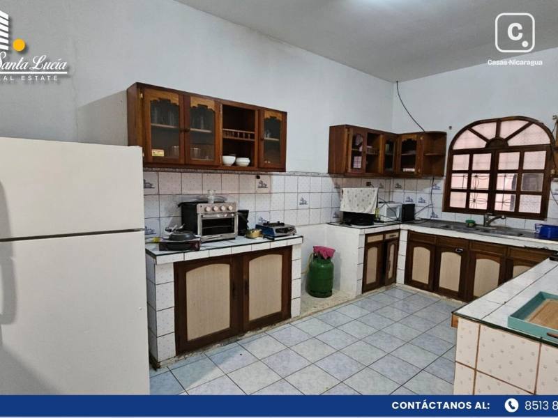 House for sale in Lomas de Guadalupe, Managua – 7 beds, 293 m²
