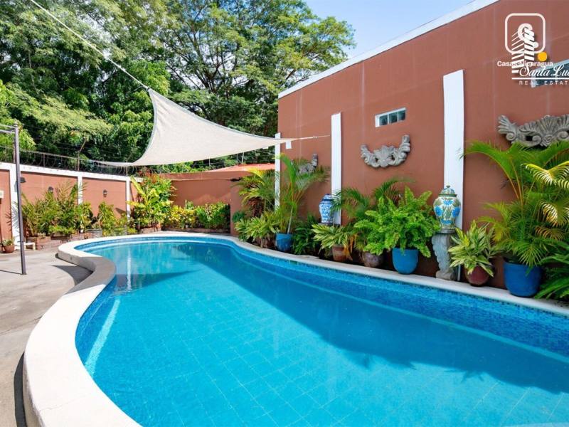 Casa en venta en Villa Fontana, Managua – 4 hab