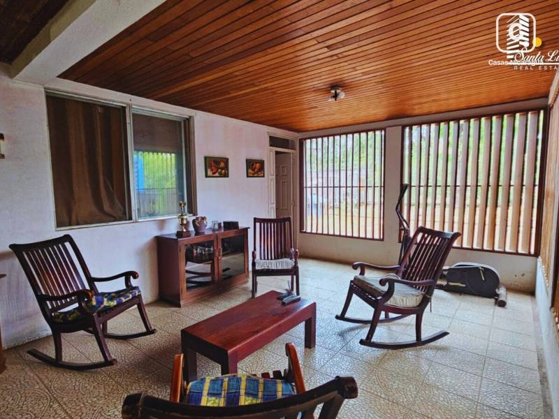 Casa en venta en Carretera Nueva León, Managua – 3 hab, 294 m²