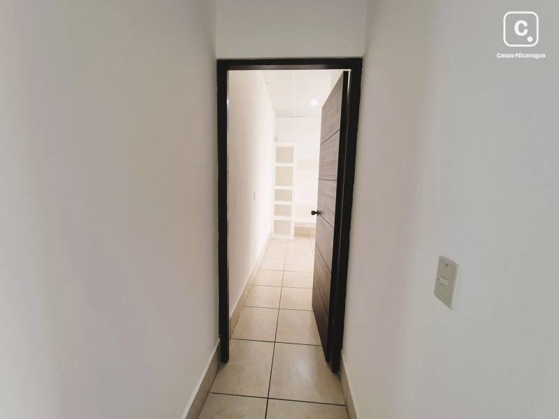 Casa en alquiler en Managua – 1,575 m²