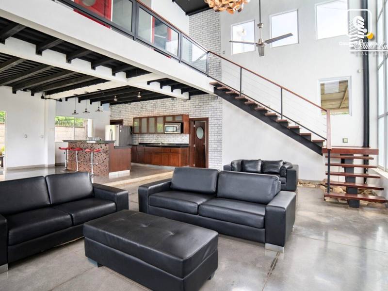 Casa en venta en Las Colinas, Managua – 3 hab, 444 m²