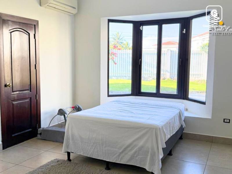 House for rent in Las Colinas, Managua – 4 beds, US$ 3,500/month