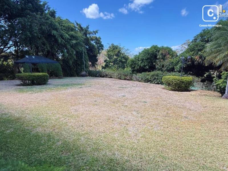 Casa en venta en Villa Fontana Sur, Managua – 4 hab, 400 m²