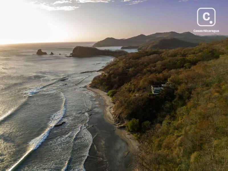 Casa en venta en San Juan del Sur, Rivas – 6 hab, 423 m²