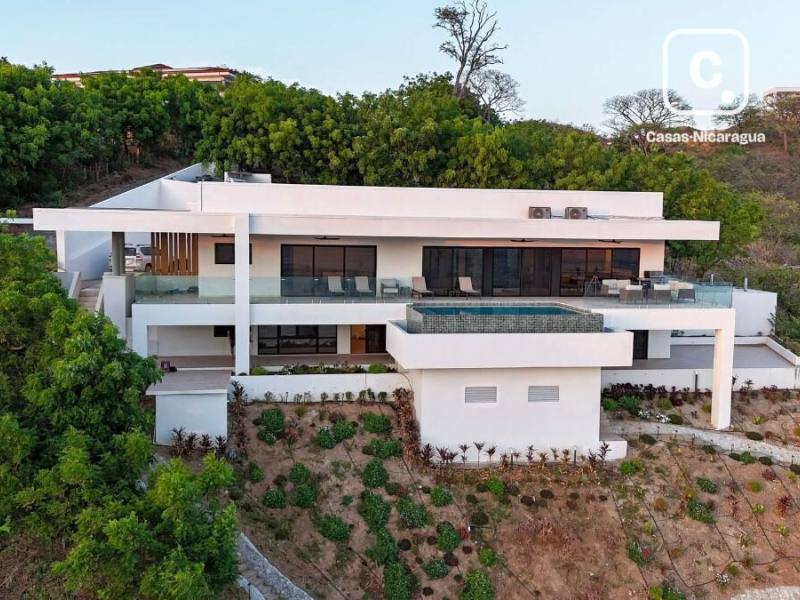 Casa en venta en San Juan del Sur, Rivas – 5 hab, 300 m²