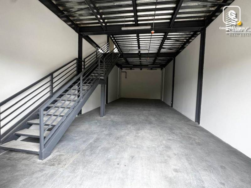 Commercial unit for rent in Suburbana, Managua – 283 m²