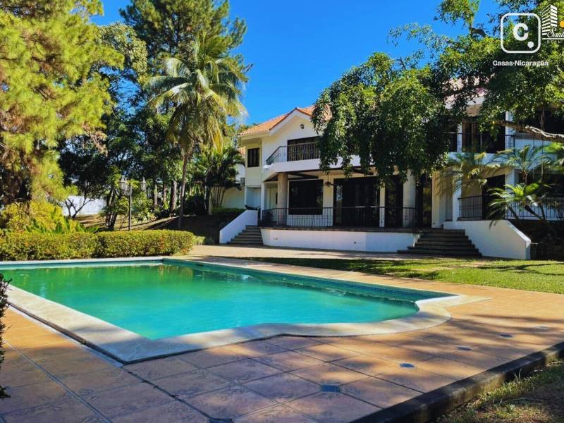 House for sale in Villa Fontana Sur, Managua – 3 beds, 600 m²