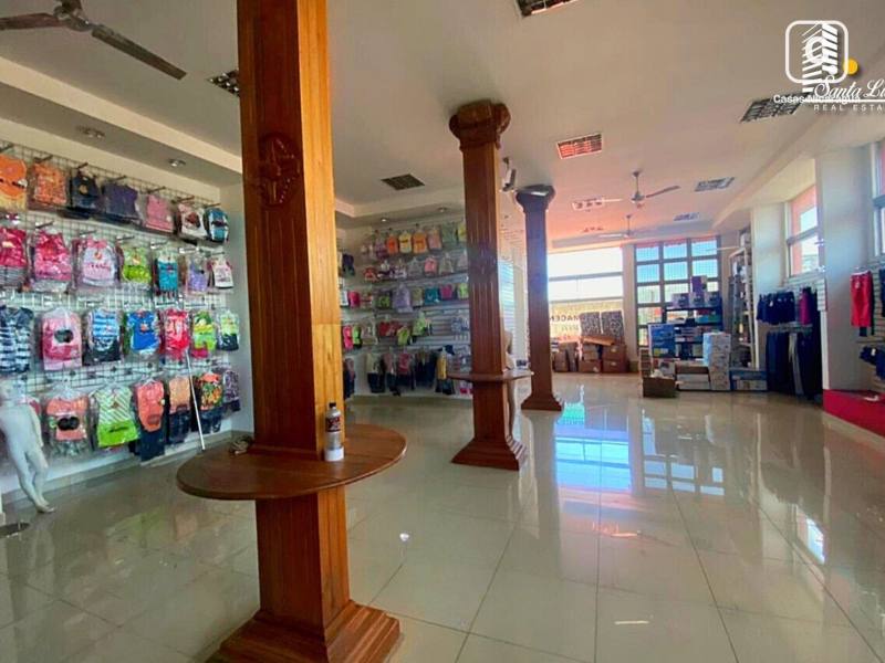 Commercial unit for sale in Mercado Oriental, Managua – 548 m²