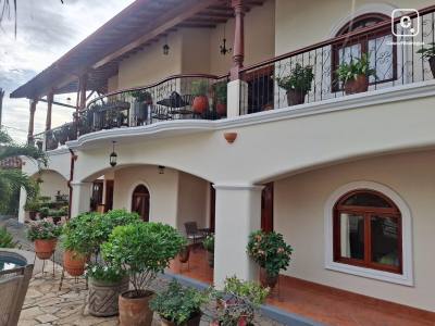 Apartment for sale in Granada – 2 beds, 98 m², US$ 122,000