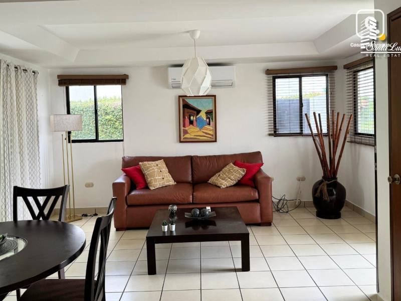 Casa en alquiler en Santo Domingo, Managua – 2 hab, US$ 1,500/mes