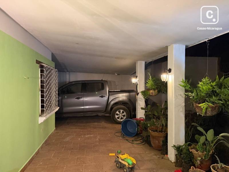 House for sale in Managua – 6 beds, 396 m²
