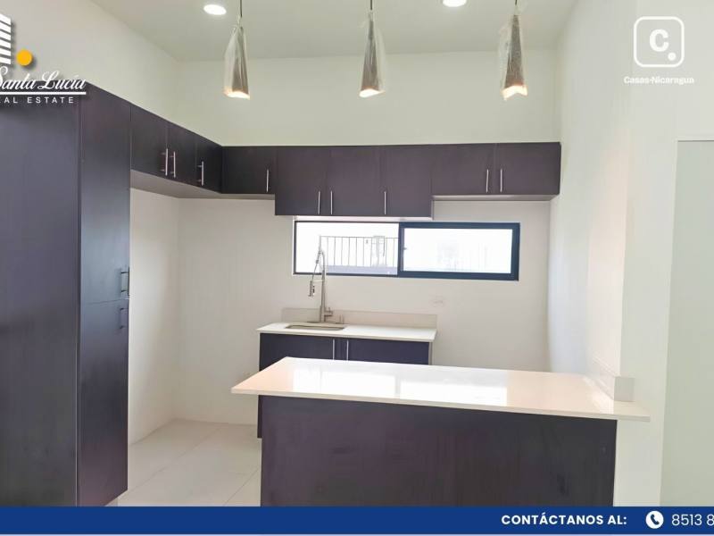 House for sale in Las Colinas, Managua – 4 beds, 317 m²