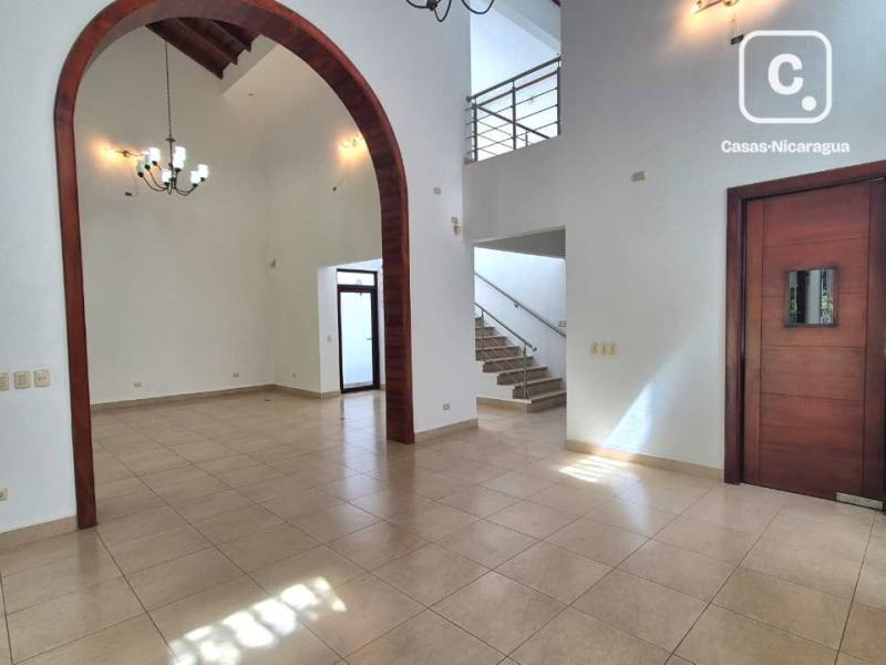 Apartamento en venta en Managua – 5 hab, 473 m²