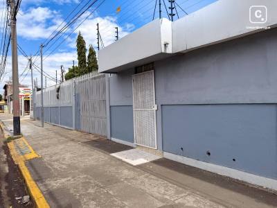 Casa en venta en Santa Ana Sur, Managua – 12 hab, 792 m², US$ 329,000