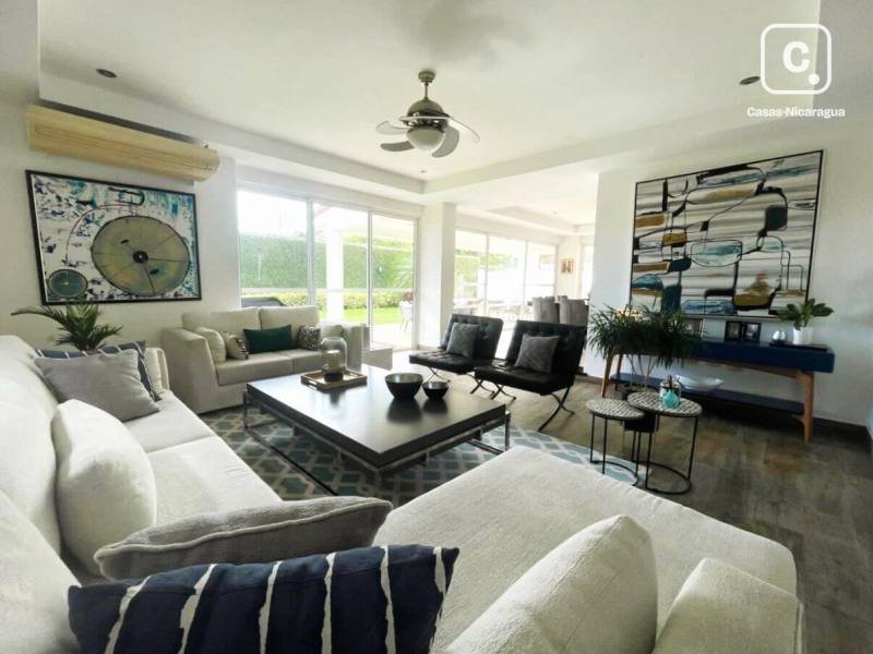 Apartment for sale in Managua – 4 beds, 353 m²