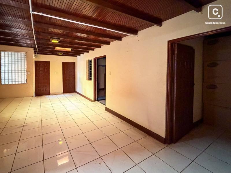 Casa en venta en Managua – 4 hab, 614 m²