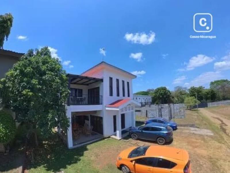 Apartamento en venta en Las Colinas, Managua – 3 hab, 228 m²