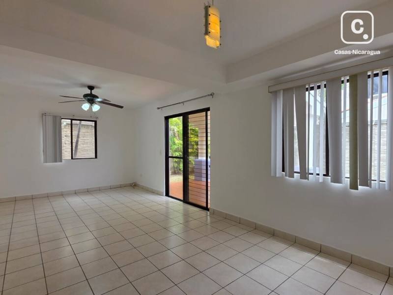 Apartment for rent in Managua – 3 beds, 148 m²