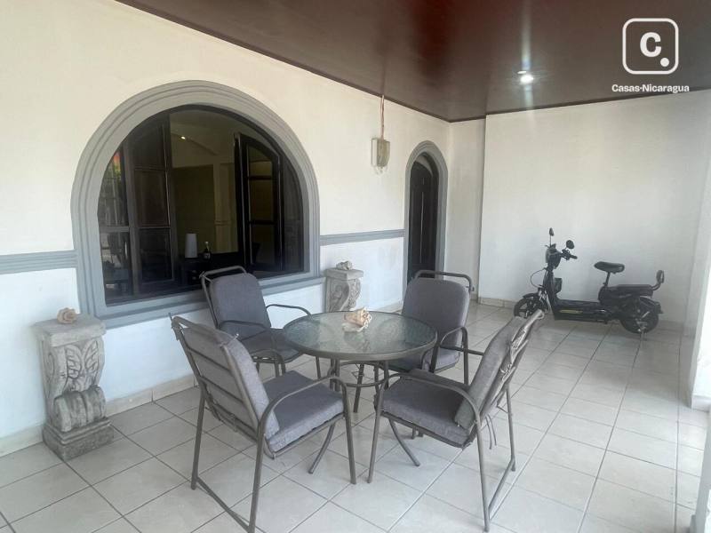 Casa en venta en Granada – 2 hab, 156 m²