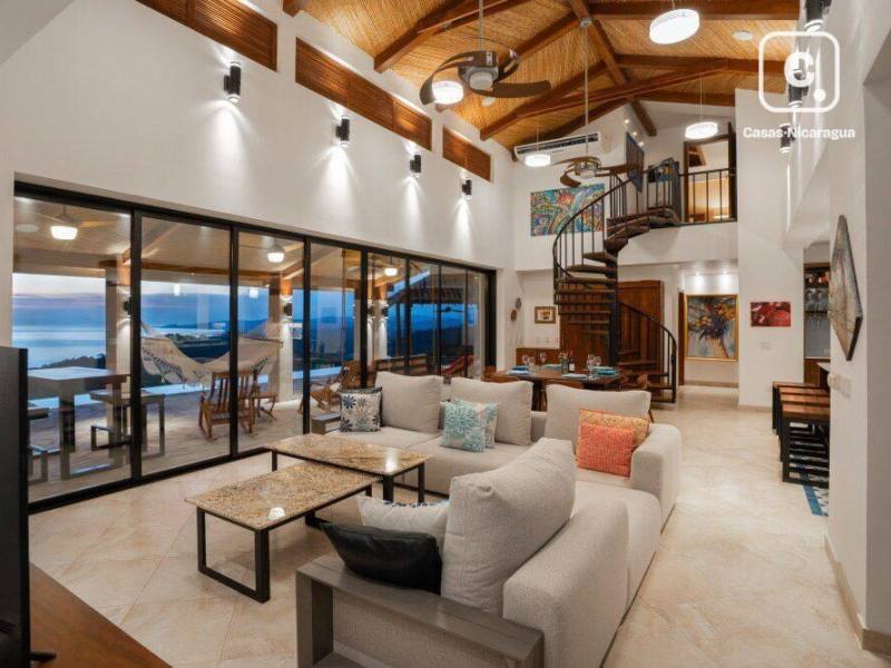 Casa en venta en Rivas – 4 hab