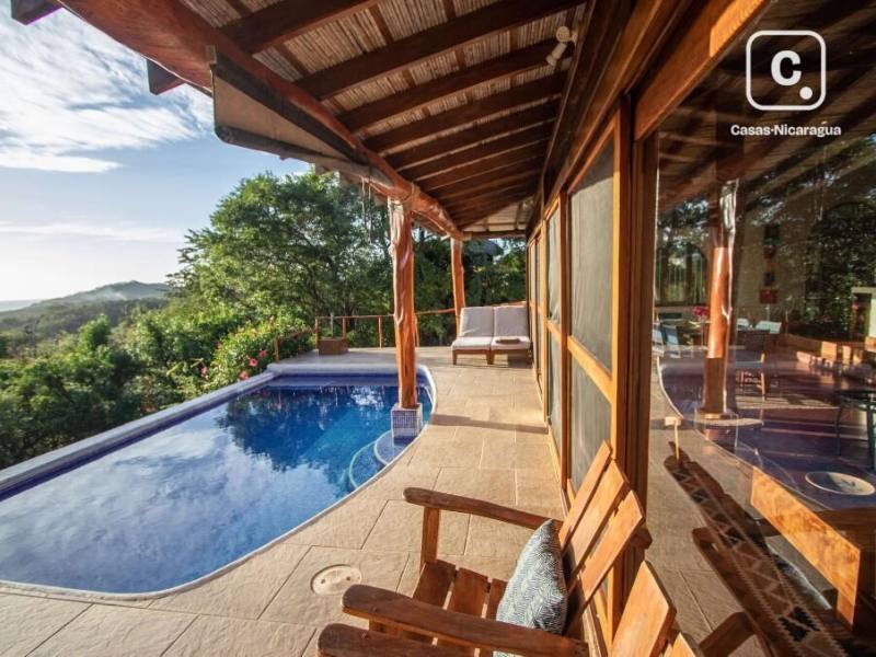 House for sale in Rivas – 4 beds, US$ 380,000