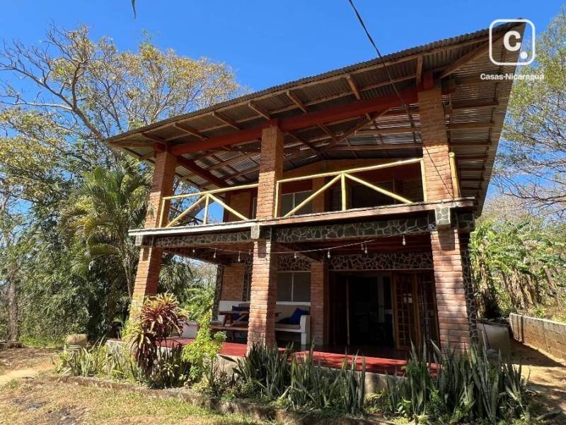 Commercial unit for sale in Rivas