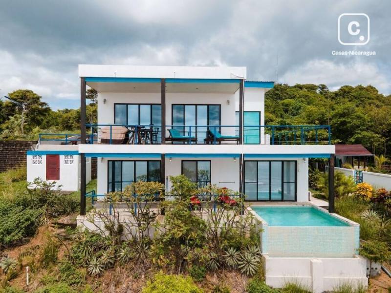 House for sale in Rivas – 2 beds, US$ 1,400,000