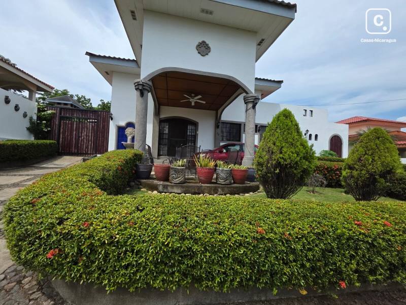Apartment for sale in Veracruz, Managua – 4 beds, 445 m²