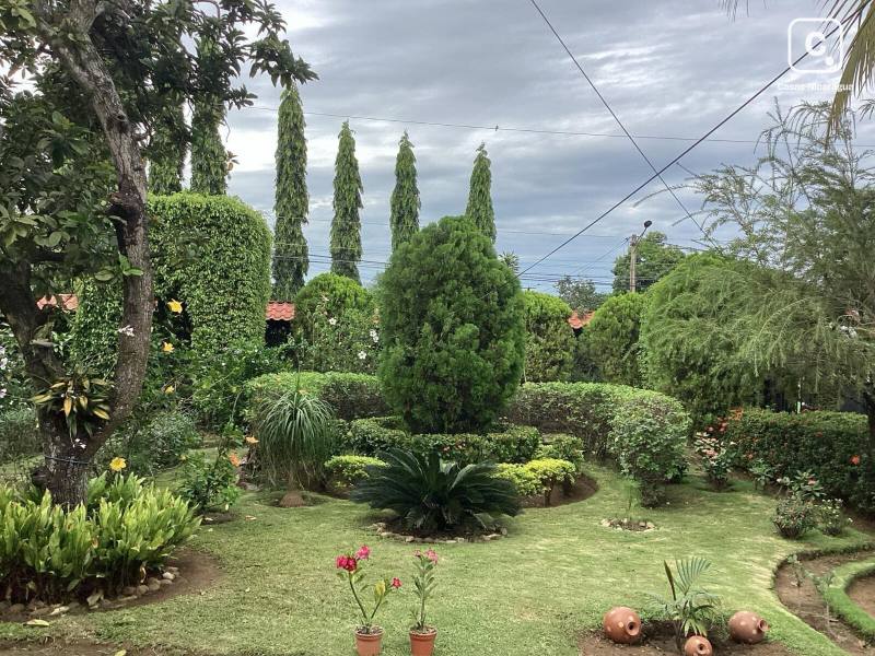 House for sale in Carretera Masaya, Managua – 4 beds, 204 m²