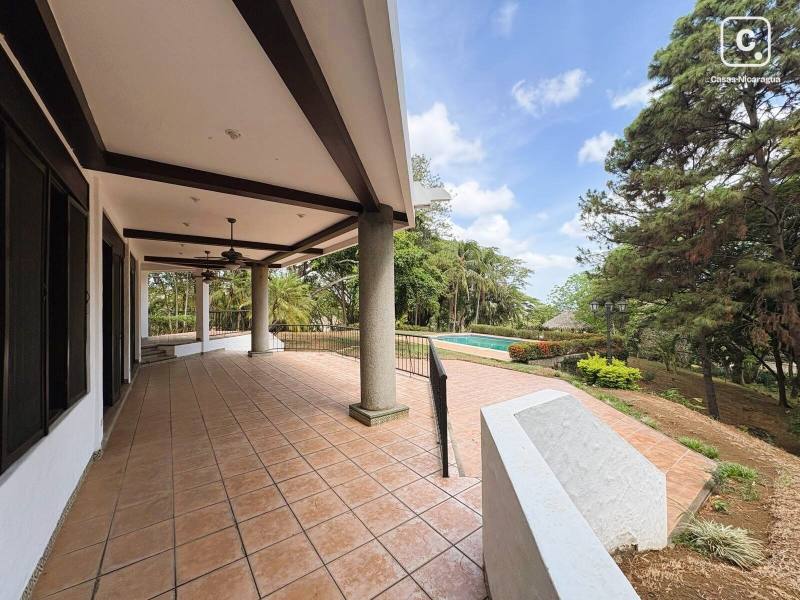 Apartment for sale in Villa Fontana Sur, Managua – 4 beds, 674 m²
